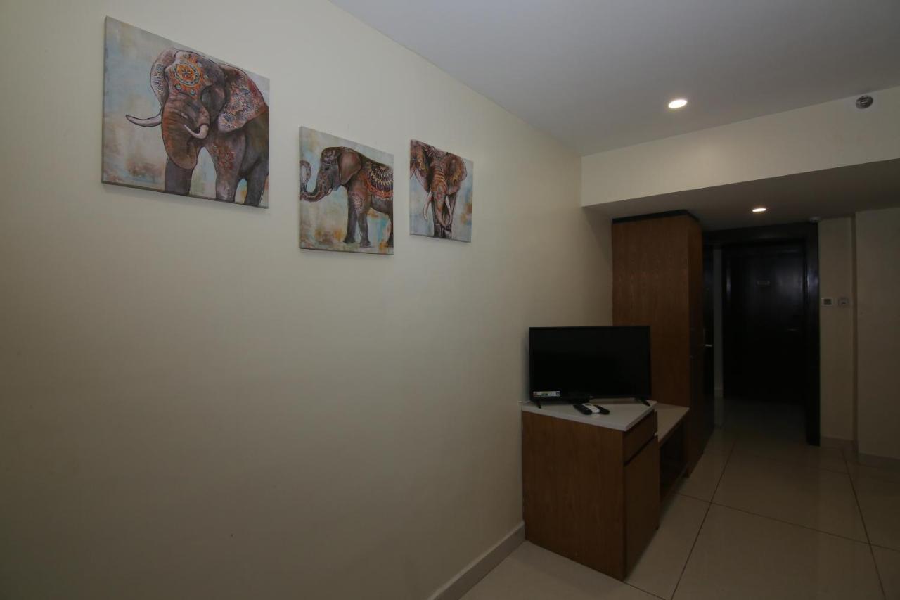 Sri Sri Sri Hotel Khammam Zewnętrze zdjęcie
